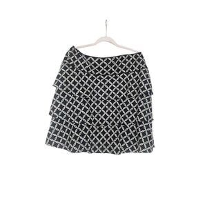 White House Black Market size 14 tiered skirt